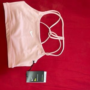 Women’s training light support sports bra